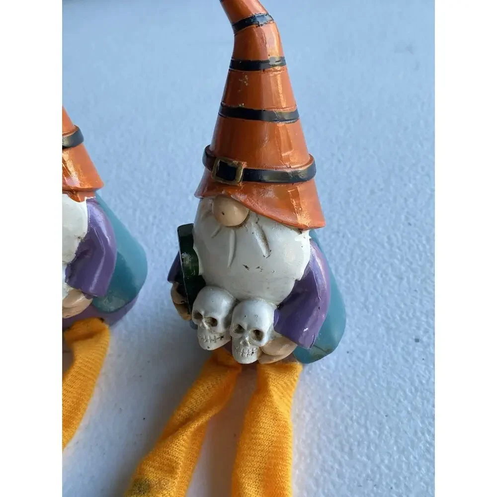 Halloween Decor - Resin Sitting Gnomes 2 Piece Set Orange Skull Spooky Decor‎ 5”